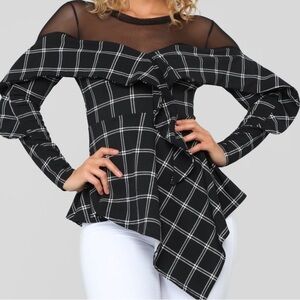 Fashion Nova Black & White Asymmetrical Ruffled Mesh Top Blouse Size S